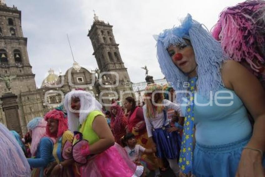 DESFILE . DÍA DEL NIÑO