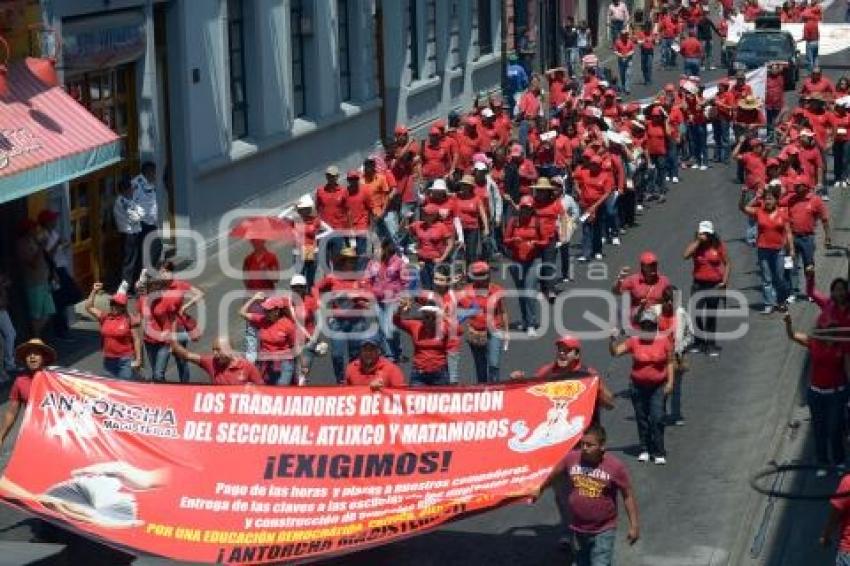 MANIFESTACIÓN ANTORCHA MAGISTERIAL