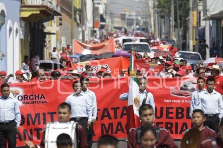 MANIFESTACIÓN ANTORCHA MAGISTERIAL