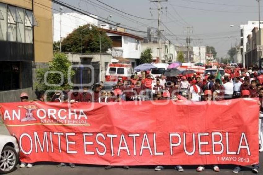 MANIFESTACIÓN ANTORCHA MAGISTERIAL