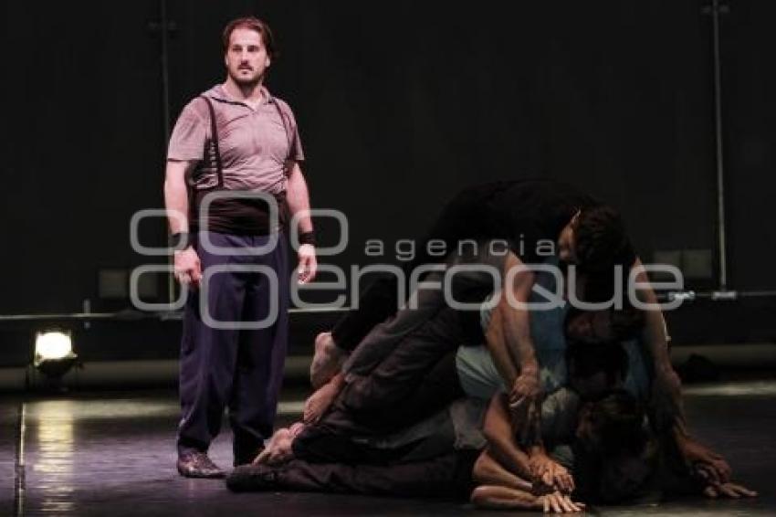 COMPAGNIE XY . FESTIVAL 5 DE MAYO