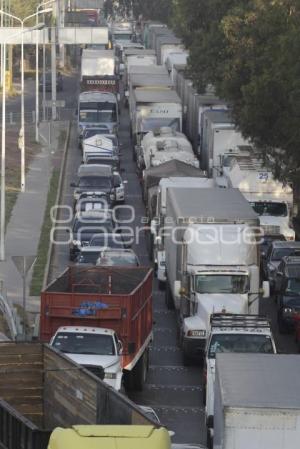 TRÁFICO POR ACCIDENTE EN AUTOPISTA