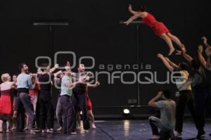 COMPAGNIE XY . FESTIVAL 5 DE MAYO