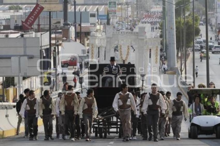 ENSAYO DEL DESFILE DE 5 DE MAYO