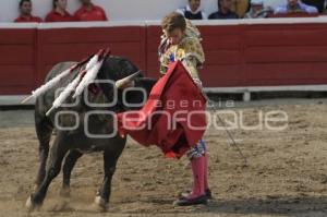CORRIDA 5 DE MAYO . OCTAVIO GARCÍA "EL PAYO"