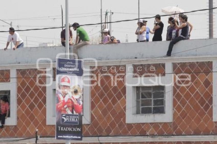 DESFILE 5 DE MAYO