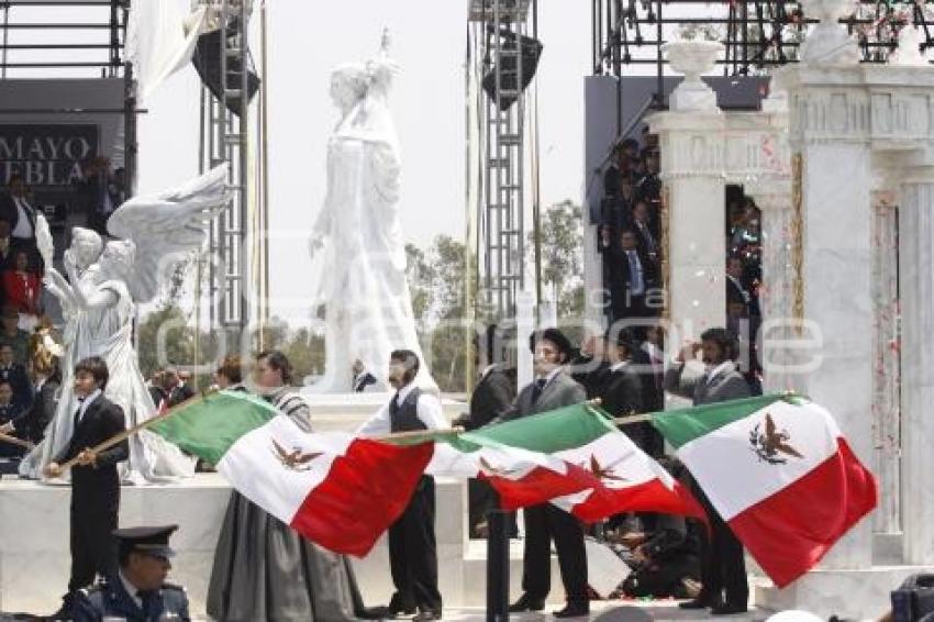DESFILE 5 DE MAYO