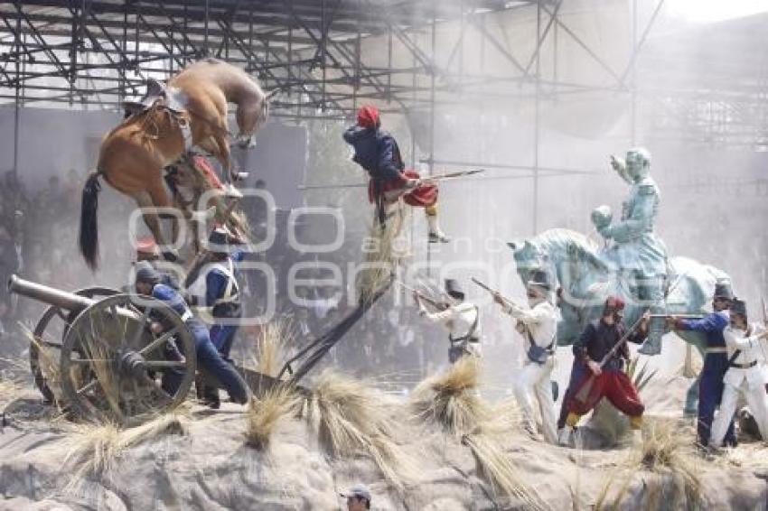 DESFILE 5 DE MAYO