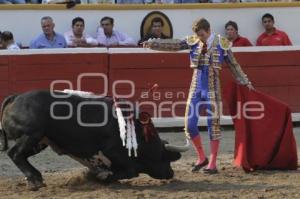 CORRIDA 5 DE MAYO . OCTAVIO GARCÍA "EL PAYO"