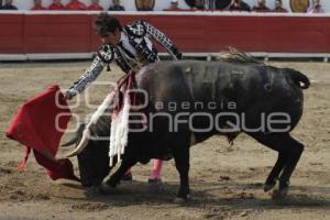 CORRIDA 5 DE MAYO . JOSELITO ADAME