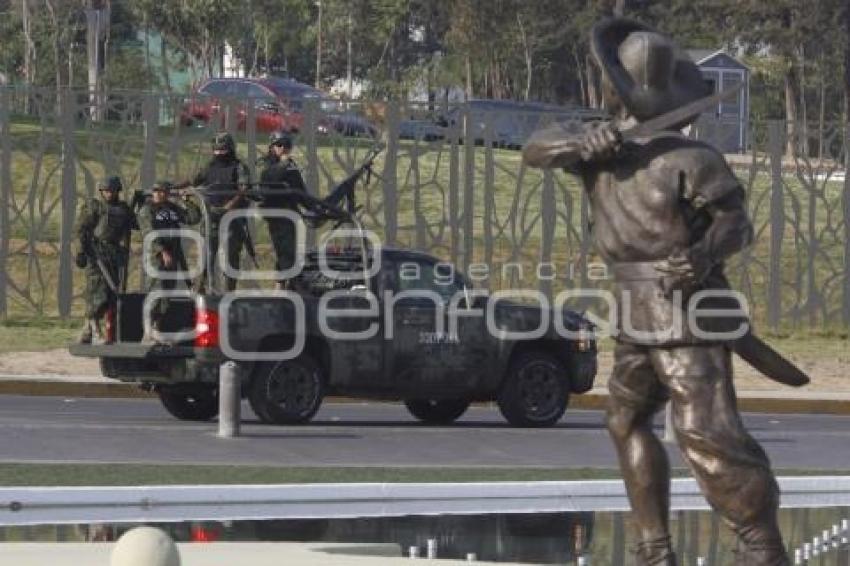 DESFILE 5 DE MAYO