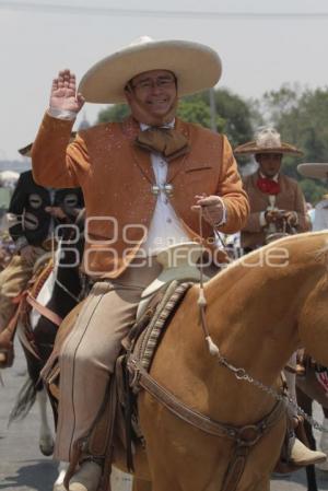 DESFILE 5 DE MAYO . MIGUEL ÁNGEL DE LA ROSA
