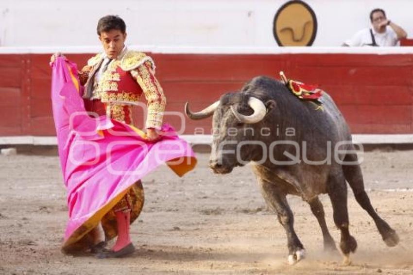 CORRIDA 5 DE MAYO . RAFAEL ORTEGA