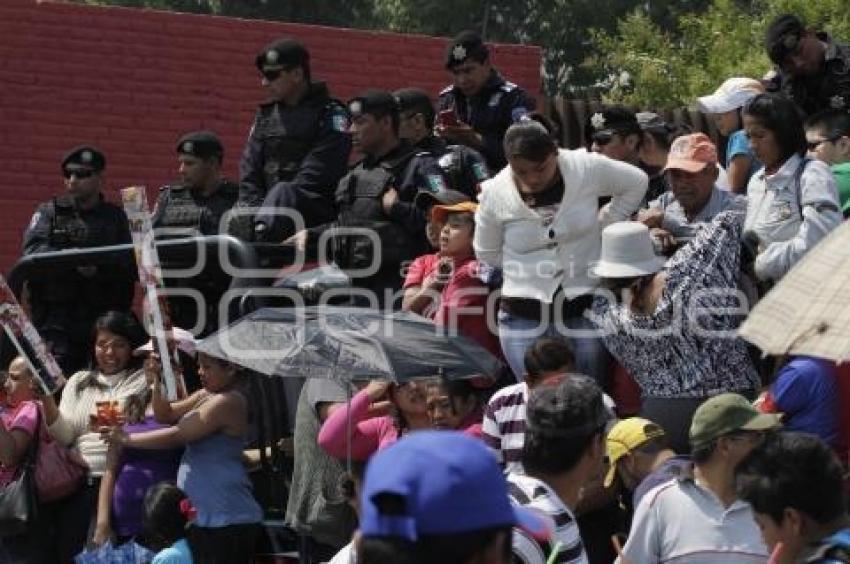 DESFILE 5 DE MAYO