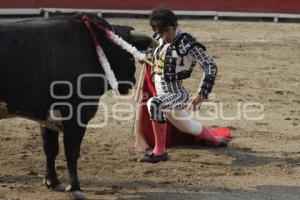 CORRIDA 5 DE MAYO . JOSELITO ADAME