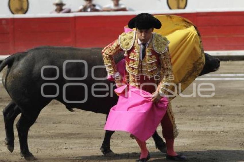 CORRIDA 5 DE MAYO . RAFAEL ORTEGA