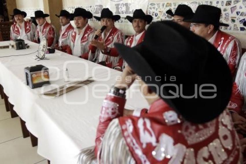 BANDA MACHOS
