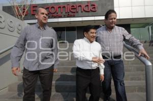 SE REÚNE MARIO MARÍN CON EMPRESARIOS