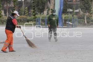 CENIZA EN LAS CALLES DE PUEBLA . POPOCATÉPETL