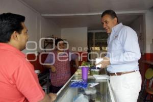 FRANCO RODRÍGUEZ REALIZA RECORRIDO EN BUGAMBILIAS