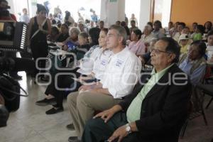 TONY GALI VISITA PARROQUIA DE LOS DESAMPARADOS