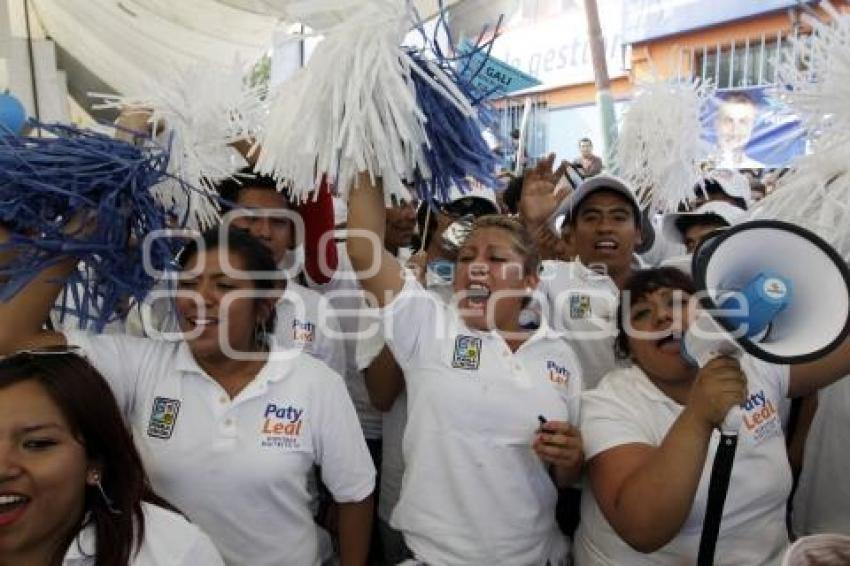 INAUGURA ANTONIO GALI CASA DE GESTIÓN