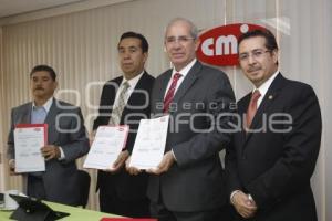 FIRMA DE CONVENIO . CMIC Y PRODECON