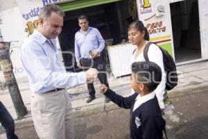 PABLO RODRIGUEZ  CANDIDATO DISTRITO 14 PUEBLA UNIDAD EN TRES CRUCES