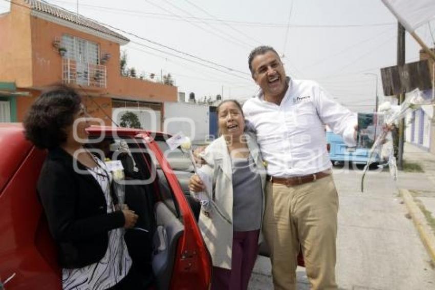 FRANCO RODRÍGUEZ VISITA COLONIAS DEL SUR
