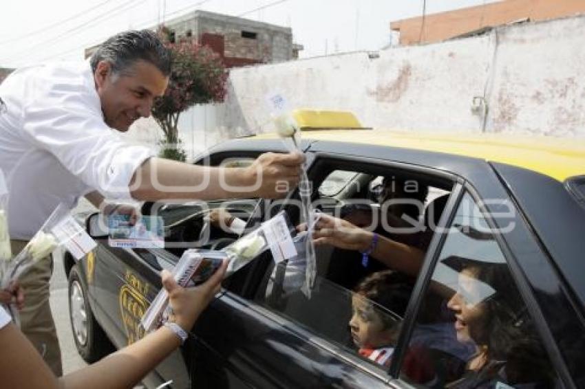 FRANCO RODRÍGUEZ VISITA COLONIAS DEL SUR