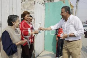 FRANCO RODRÍGUEZ VISITA COLONIAS DEL SUR
