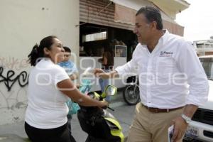 FRANCO RODRÍGUEZ VISITA COLONIAS DEL SUR