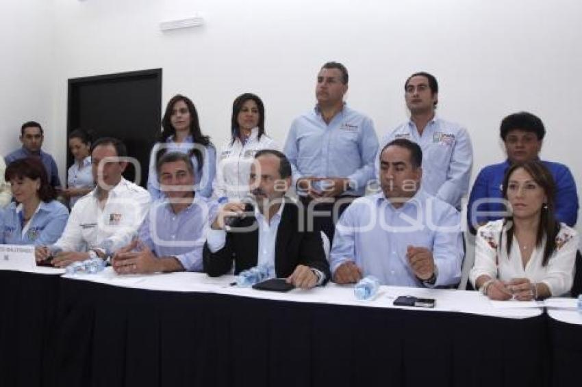 GUSTAVO MADERO PRESIDENTE NACIONAL PAN CANDIDATOS DEL PAN