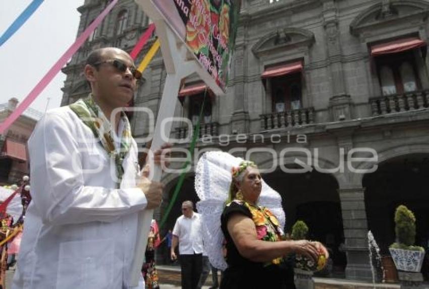 DESFILE DE OAXACA EN EL CENTRO DE PUEBLA