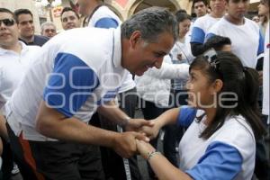FRANCO RODRÍGUEZ EN CAMINATA CON TONY GALI