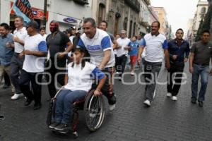 FRANCO RODRÍGUEZ EN CAMINATA CON TONY GALI