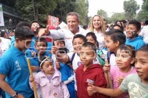 CAMPAÑA . ENRIQUE AGÜERA
