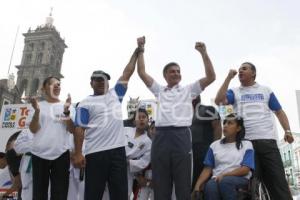 FRANCO RODRÍGUEZ EN CAMINATA CON TONY GALI