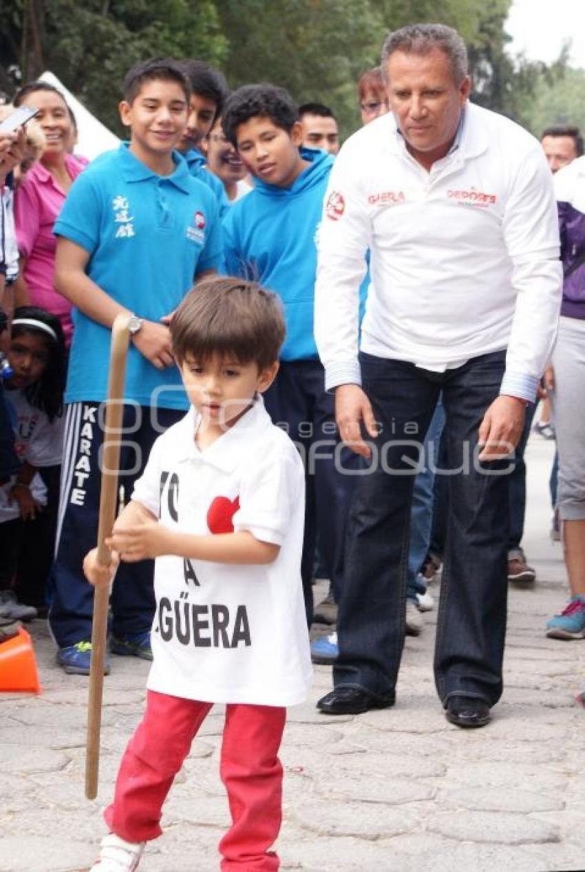 CAMPAÑA . ENRIQUE AGÜERA