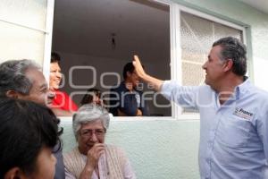 FRANCO RODRÍGUEZ EN EL BARRIO DEL TAMBORCITO