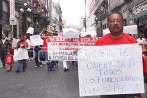 MANIFESTACIÓN DE EX TRABAJADORES DEL GOBIERNO