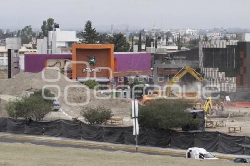 RUEDA DE LA OBSERVACIÓN . OBRAS