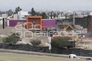 RUEDA DE LA OBSERVACIÓN . OBRAS
