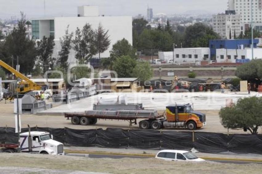 RUEDA DE LA OBSERVACIÓN . OBRAS