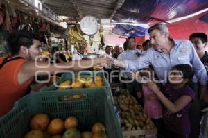 TONY GALI EN MERCADO ZAPATA