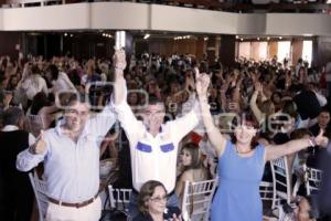 FRANCO RODRÍGUEZ EN DESAYUNO CON MUJERES