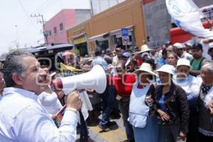 FRANCO RODRÍGUEZ RECORRE EL BARRIO DE SAN ANTONIO