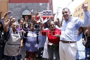 FRANCO RODRÍGUEZ RECORRE EL BARRIO DE SAN ANTONIO