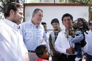 FRANCO RODRÍGUEZ RECORRE EL BARRIO DE SAN ANTONIO