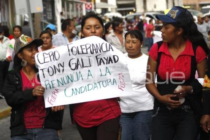 MARCHA CONTRA TONY GALI